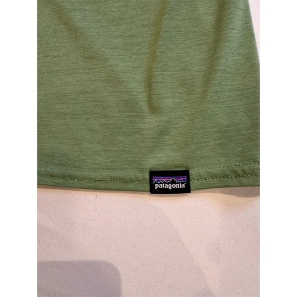 Patagonia Men's Green‎ Crew Neck T-Shirt Size M Short Sleeve Casual - Picture 4 of 6